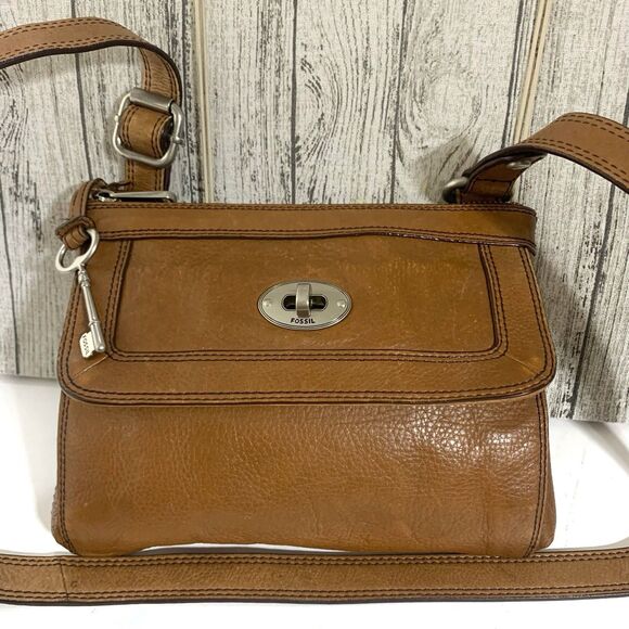 Fossil Marlow Pebble Leather Brown Adjustable Purse Women’s